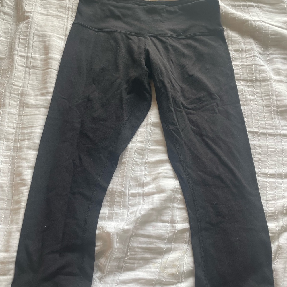Lululemon Black Capri Leggings